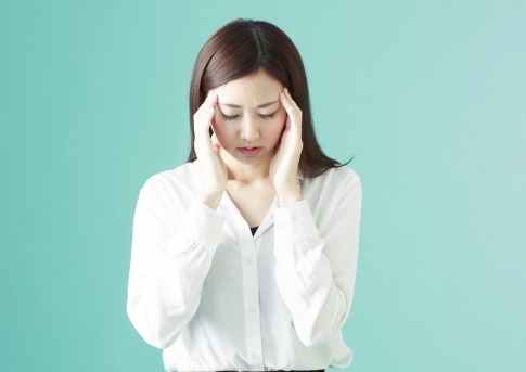こめかみ押すと痛い こめかみ押すと痛い